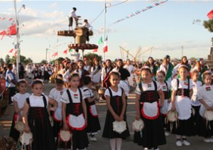 Fiesta nacional de la colonizacion Fiesta nacional de la colonizacion